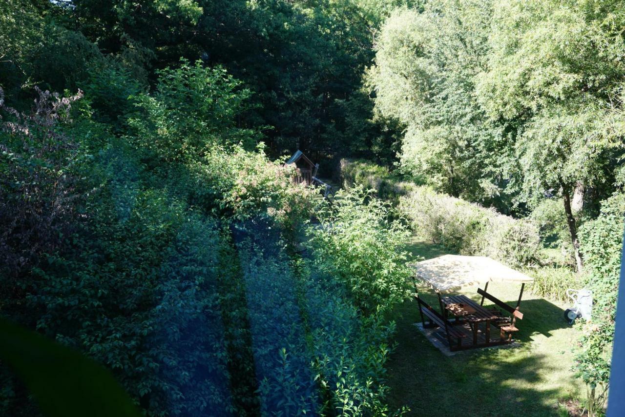 Gruene Oase Apartment Hargesheim ภายนอก รูปภาพ